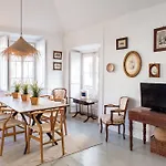 - Light Filled With Terrace Apartment *