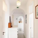 Appartement - Light Filled With Terrace