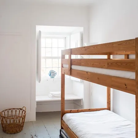 - Light Filled With Terrace * Ericeira