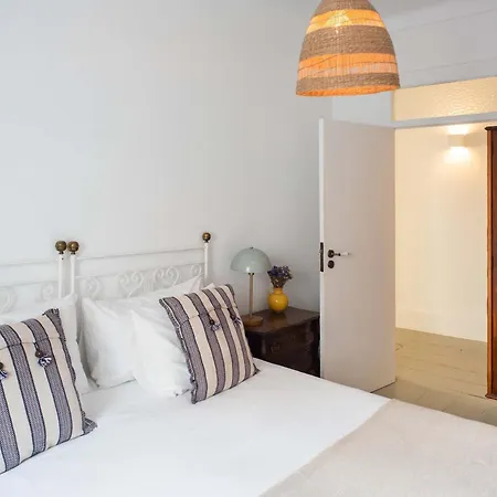 - Light Filled With Terrace Apartment