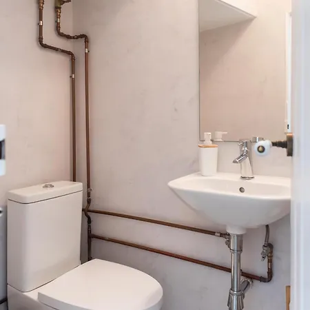 Apartman - Light Filled With Terrace *