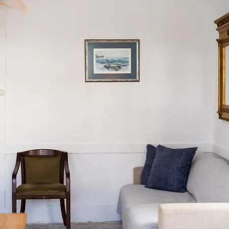 - Light Filled With Terrace Apartment Ericeira