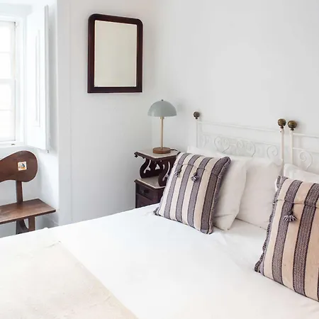 - Light Filled With Terrace *