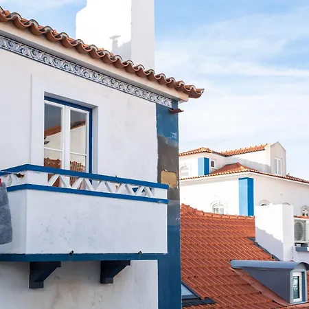 - Light Filled With Terrace * Ericeira