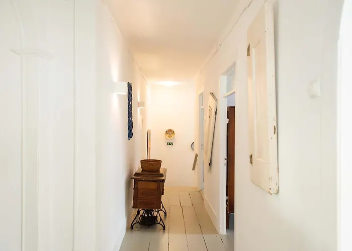 Apartment - Light Filled With Terrace Ericeira