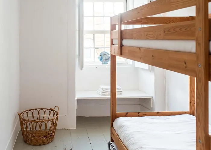 - Light Filled With Terrace *