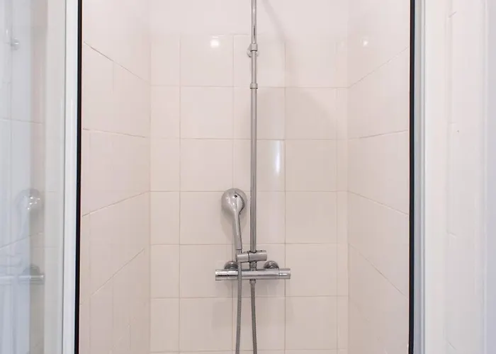 - Light Filled With Terrace