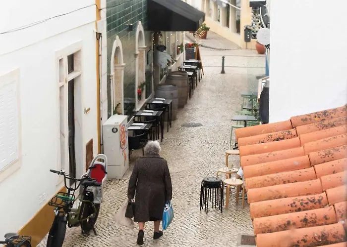 - Light Filled With Terrace