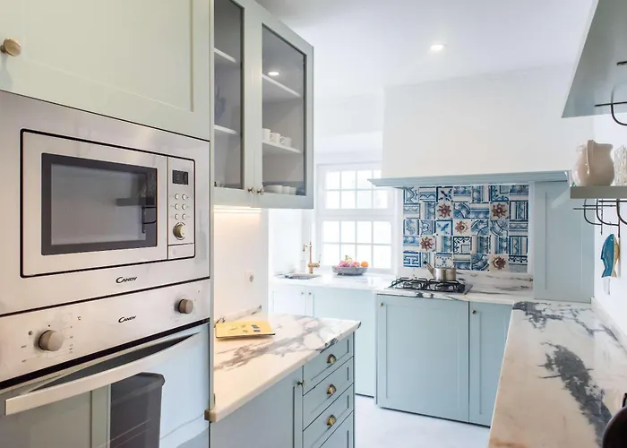 - Light Filled With Terrace