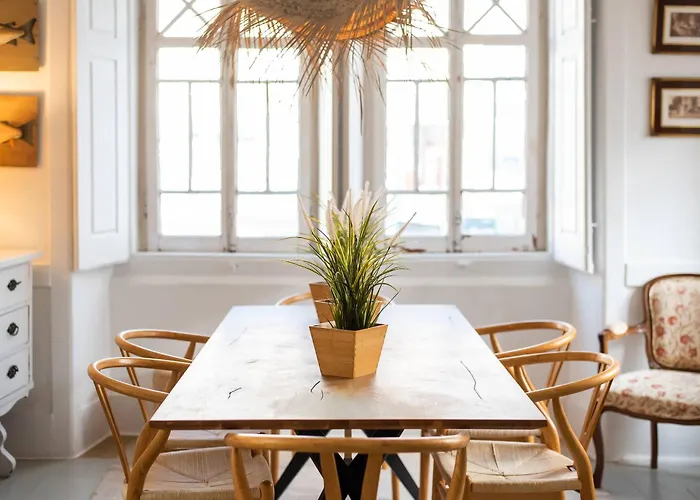 - Light Filled With Terrace Apartment Ericeira