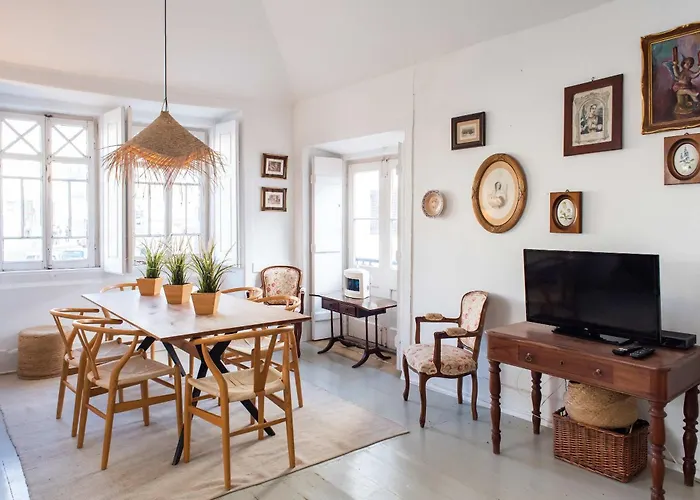 - Light Filled With Terrace Apartment *